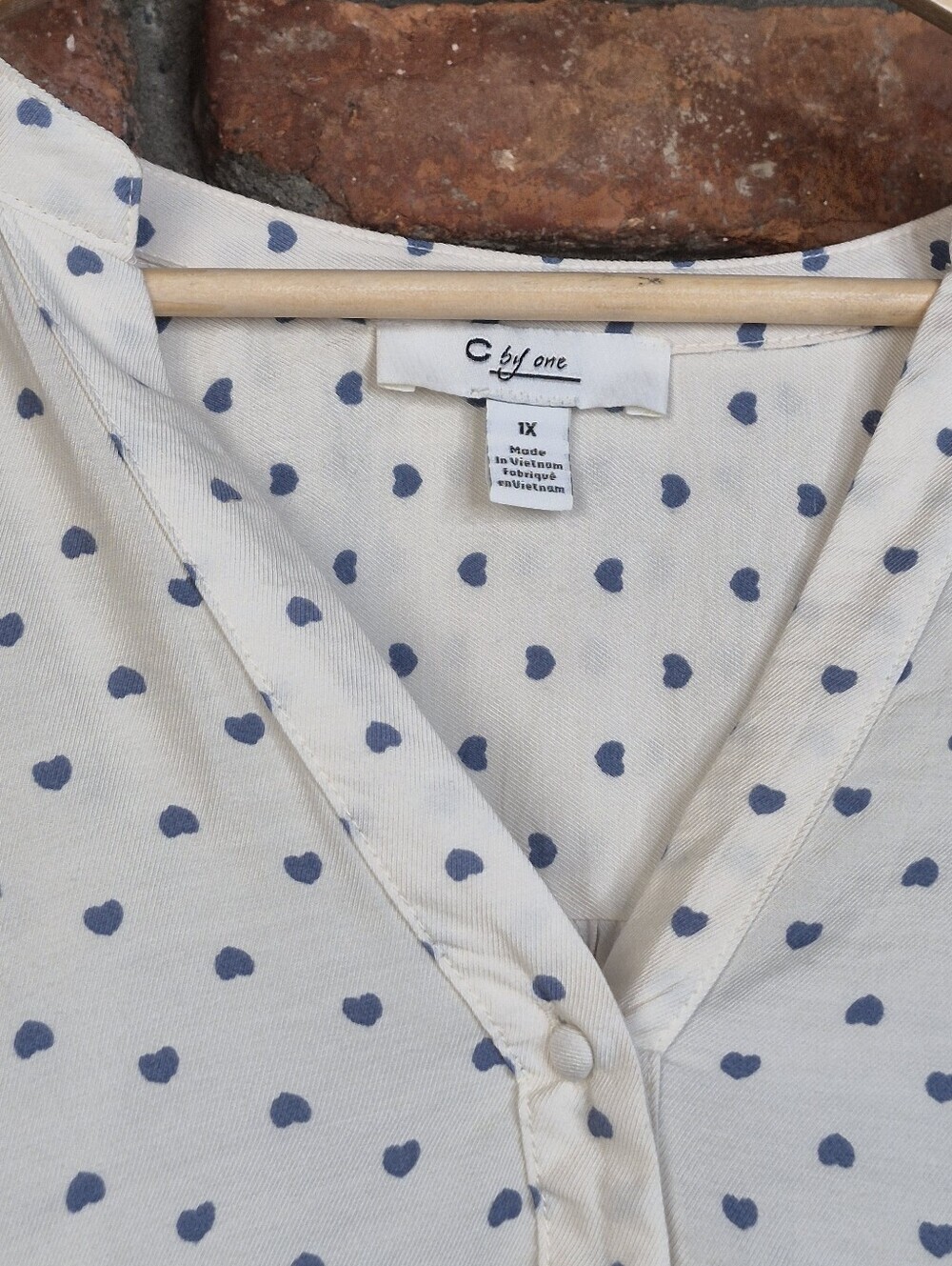 C By One Ivory Blue Heart Print Blouse 1X Romantic Boho Poet Sleeve Top - Picture 5 of 9